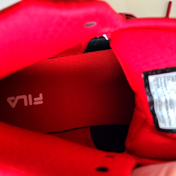 Red Fila Hi Tops - Picture 9 of 10